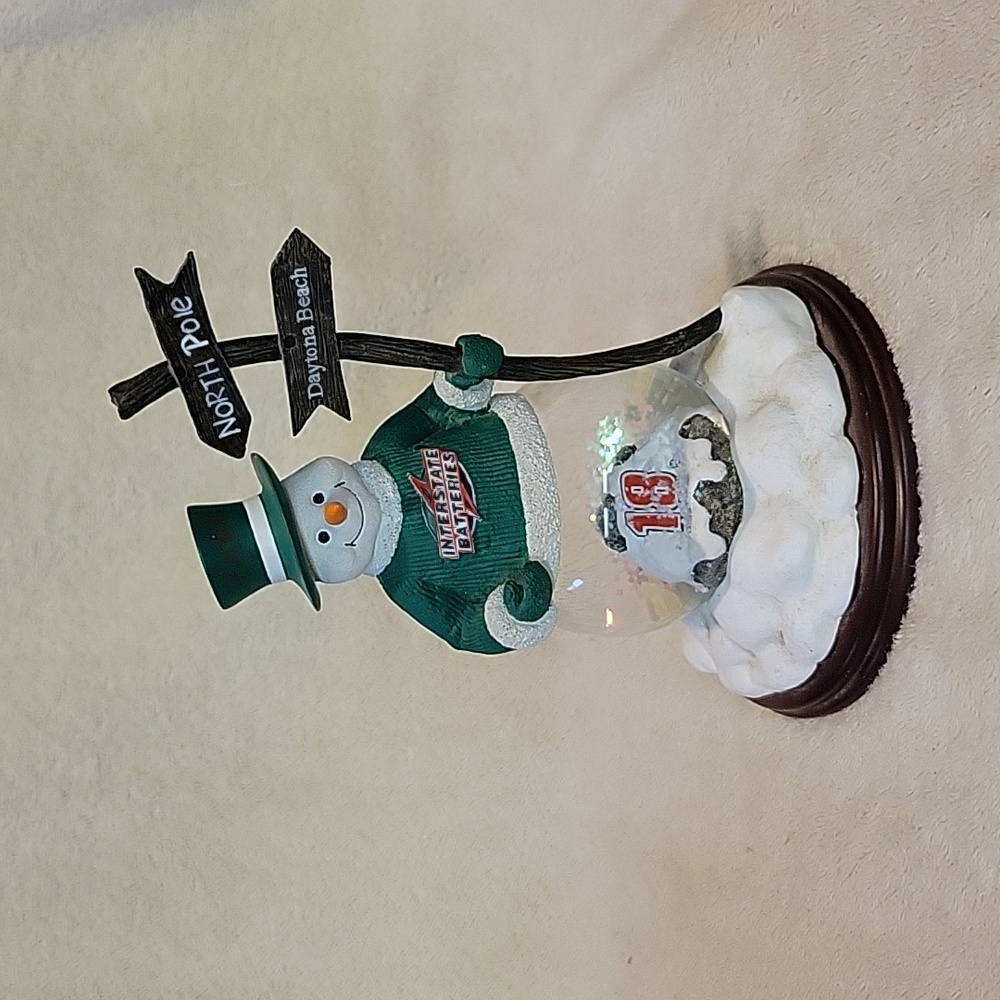 Bobbie Labonte Snowman with Snow Globe